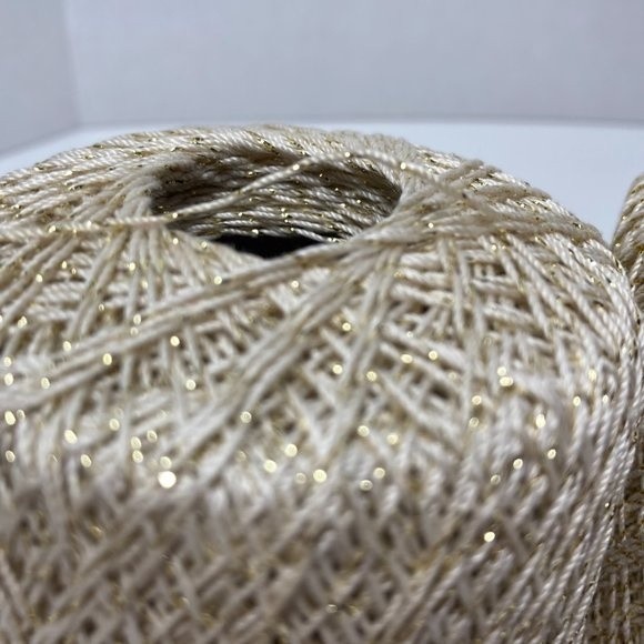 Aunt Lydia's Metallic Crochet Thread Natural/Gold - Picture 2 of 13